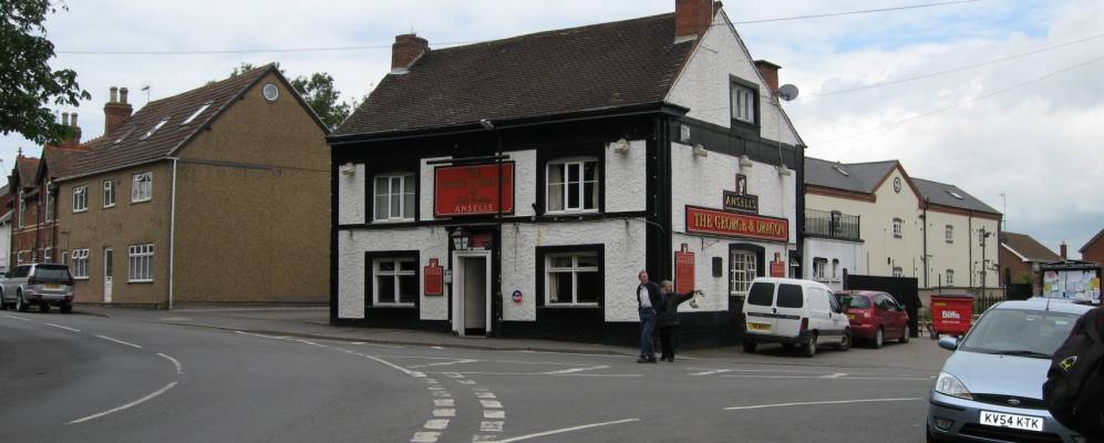 
            Фотография Стоук Голдинга