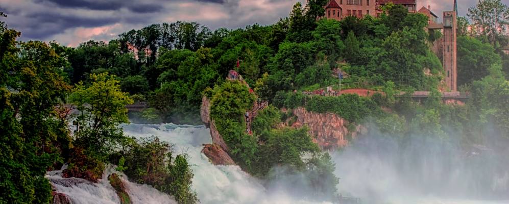 
            Фотография Нойхаузен-ам-Райнфалльа