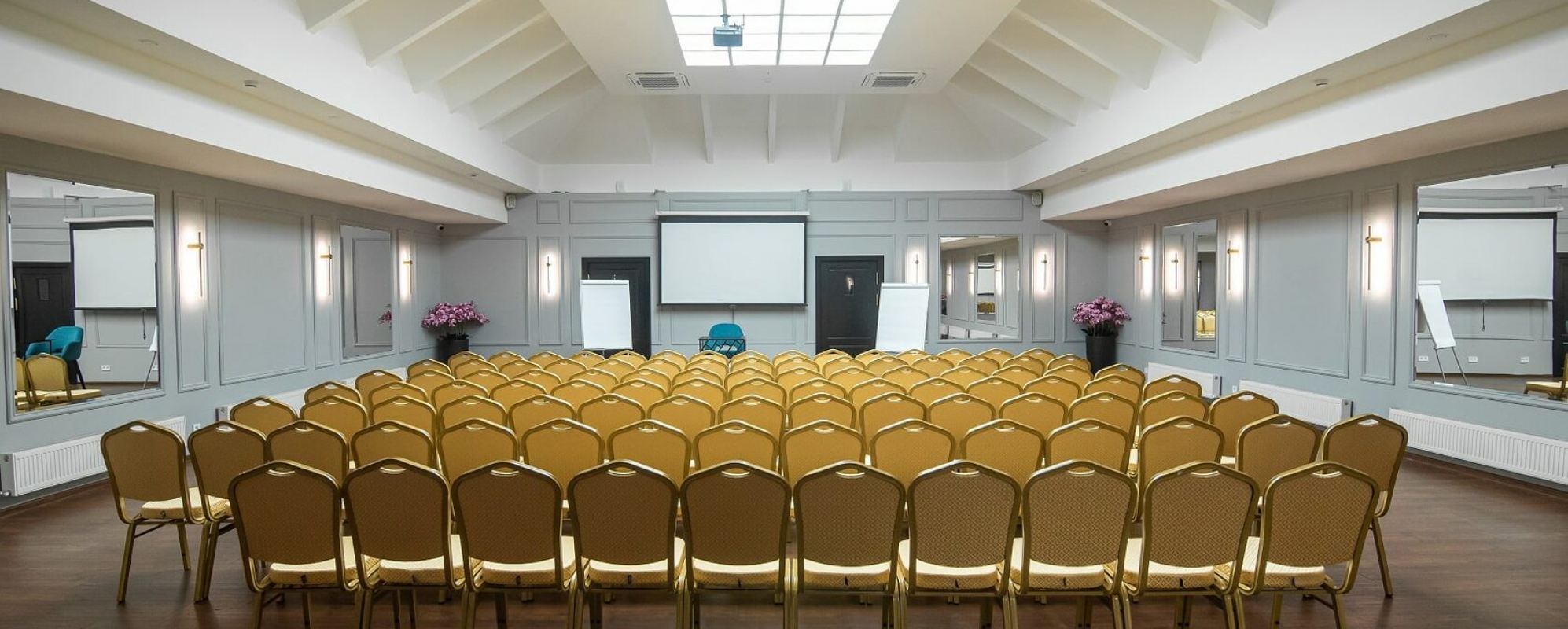 Фотографии конференц-зала Классик