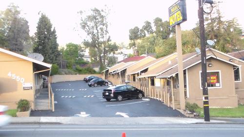 Фотография гостиницы Laurel Inn