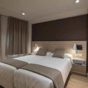 Фотографии гостиницы
Hotel & Aparthotel Cosmos