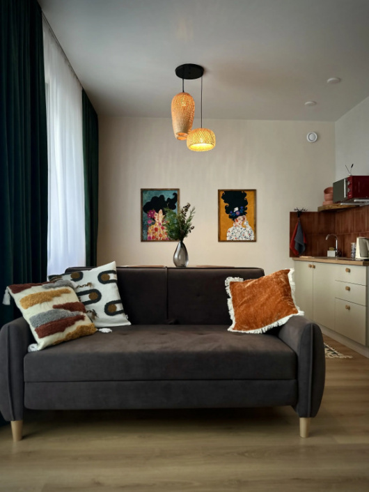 Фотографии квартиры 
            Апартаменты в Центре Города с Бесконтактным Заселением