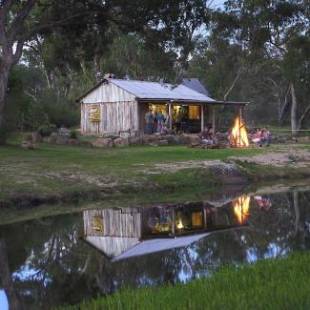 Фотографии мини отеля
Diamondvale Cottages Stanthorpe