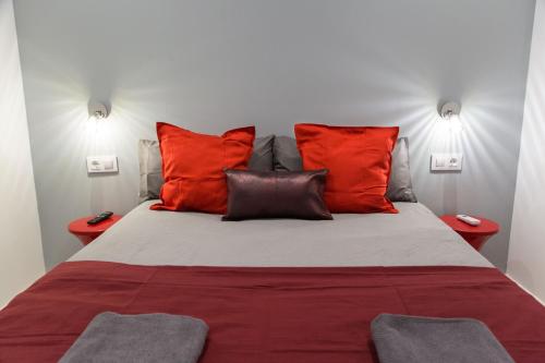 Фотографии гостиницы
Fira Basic