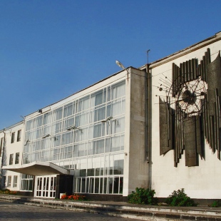 Фотография концертного зала Зрительный зал Дворца культуры УМР