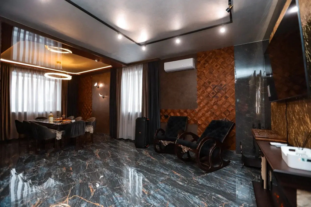 Фотография Коттеджа Частный дом Красивый Дом с Баней