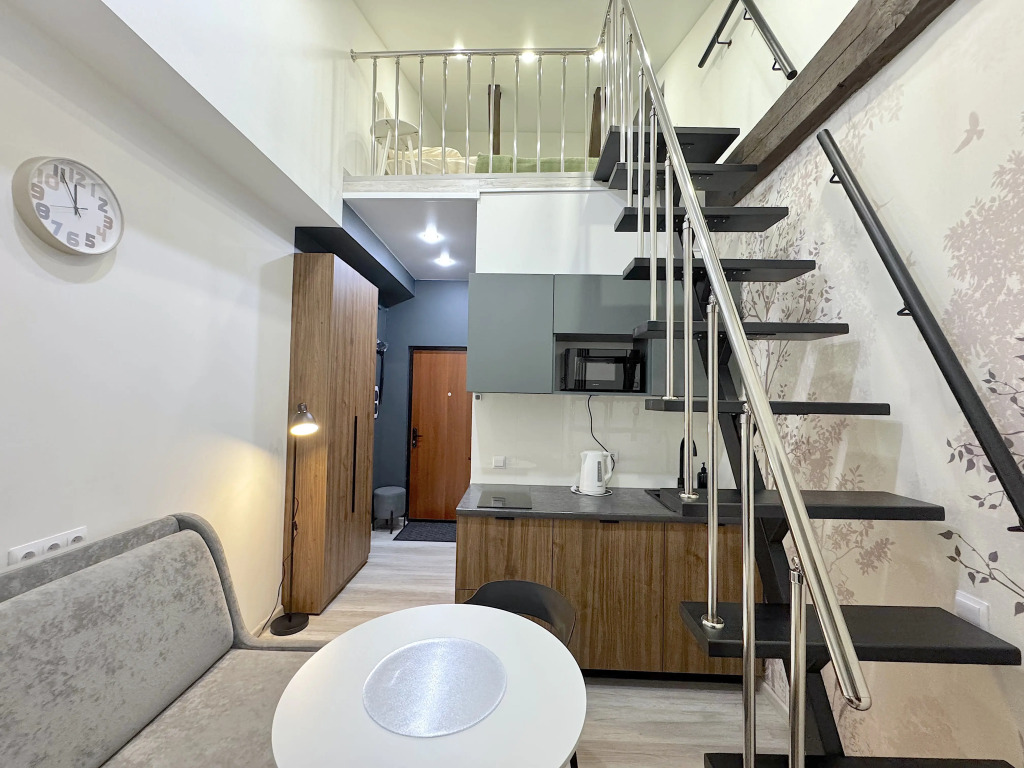 Фотография квартиры Апартаменты Сутки-Дом - Лестница №1