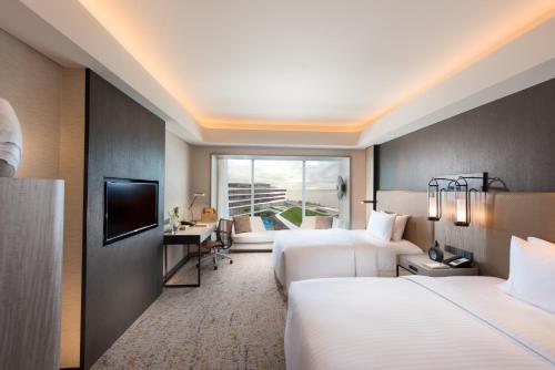 Фотография гостиницы Conrad Manila