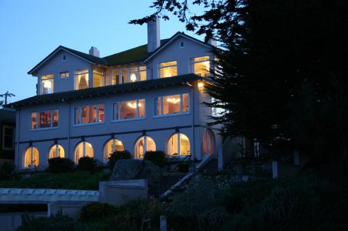 Фотография гостиницы Martine Inn