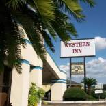 Фотография гостиницы Western Inn - Pensacola