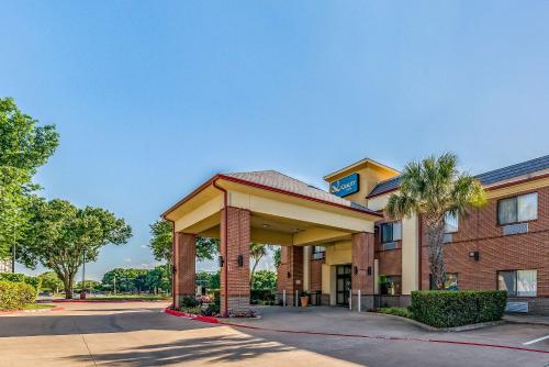 Фотография гостиницы Quality Inn West Plano - Dallas