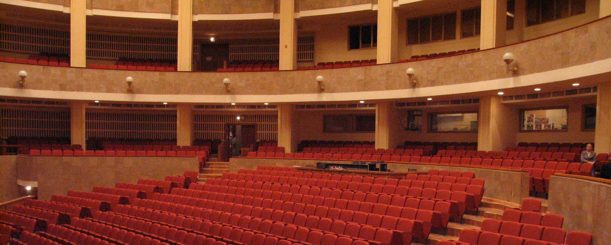 Фотографии концертного зала Большая сцена Санкт-Петербургского Мюзик-Холла