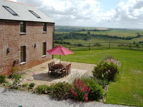 Фотография гостевого дома Castle Dore Barn
