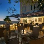 Фотография гостиницы The Light Hotel