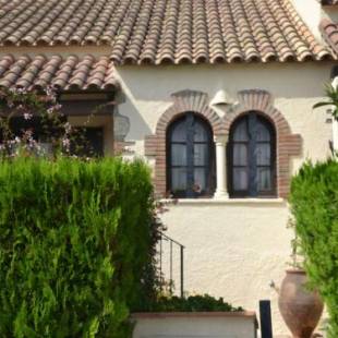 Фотографии гостевого дома
Cozy Holiday Home in L'Estartit with Swimming Pool