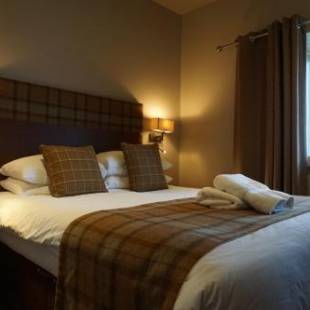 Фотографии гостиницы 
            Lochside hotel