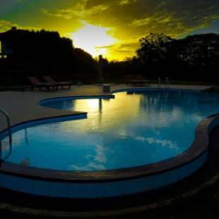 Фотографии гостиницы
Lake Villa Resort