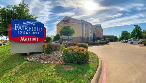 Фотография гостиницы Fairfield Inn & Suites by Marriott Waco North