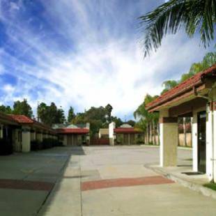 Фотографии мотеля
Hyland Motel Brea