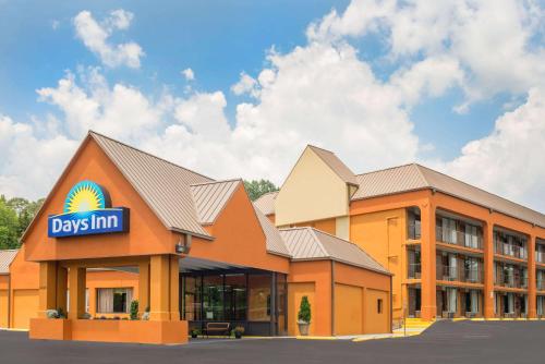 Фотография мотеля Days Inn by Wyndham Knoxville East