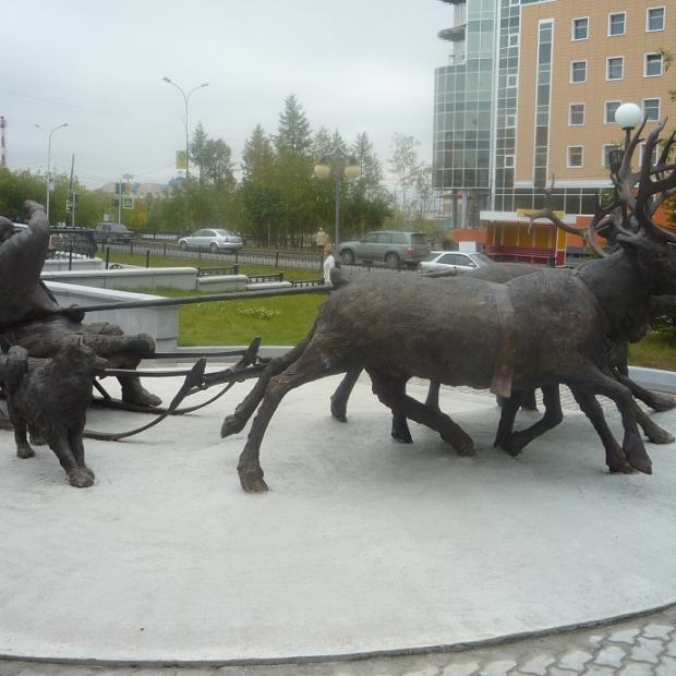 Фотография памятника Памятник Коренным малочисленным народам Севера