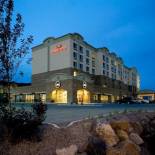 Фотография гостиницы Crowne Plaza Anchorage-Midtown, an IHG Hotel