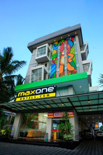 Фотография гостиницы MaxOne Ascent Hotels Malang