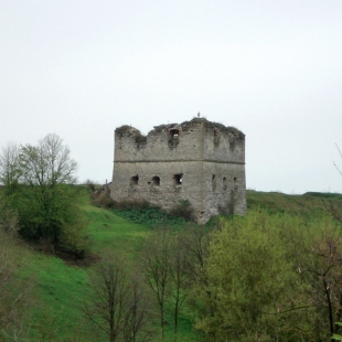 Фотография достопримечательности Сутковецкий замок 