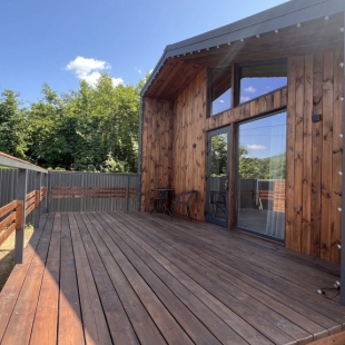 Фотография Коттеджа Частный дом Grey Stone у реки