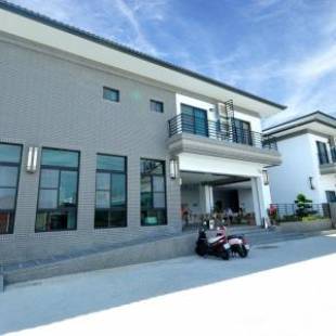 Фотографии мини отеля
Happy Guesthouse