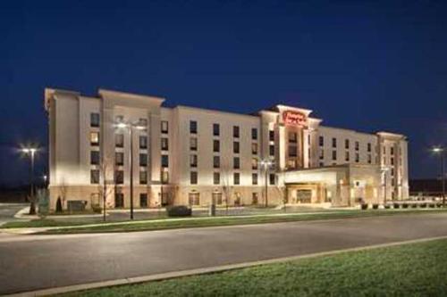 Фотография гостиницы Hampton Inn & Suites Charles Town