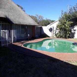 Фотографии гостевого дома 
            Caledon Overnight Rooms