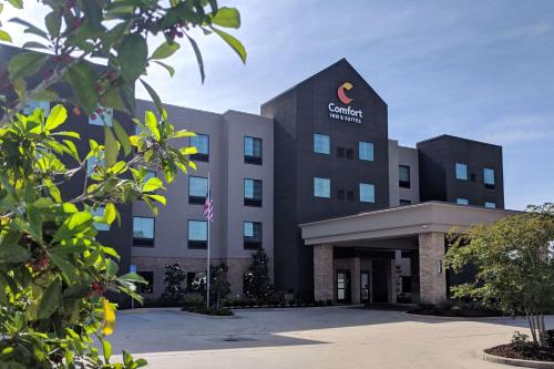 Фотография гостиницы Comfort Inn & Suites Slidell