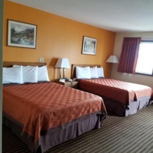 Фотография гостиницы Amerivu Inn & Suites