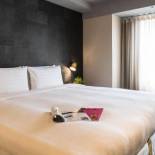 Фотография гостиницы Vendome Hotel