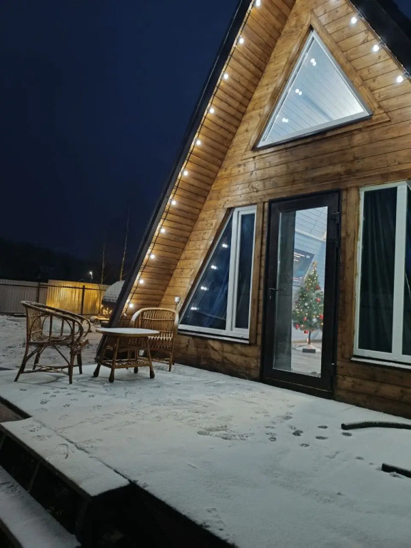 Фотография Коттеджа Частный дом Уютный в стиле А-фрейм в коттеджном поселке