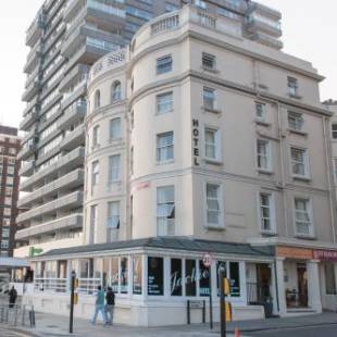 Фотографии гостиницы 
            Selina Brighton