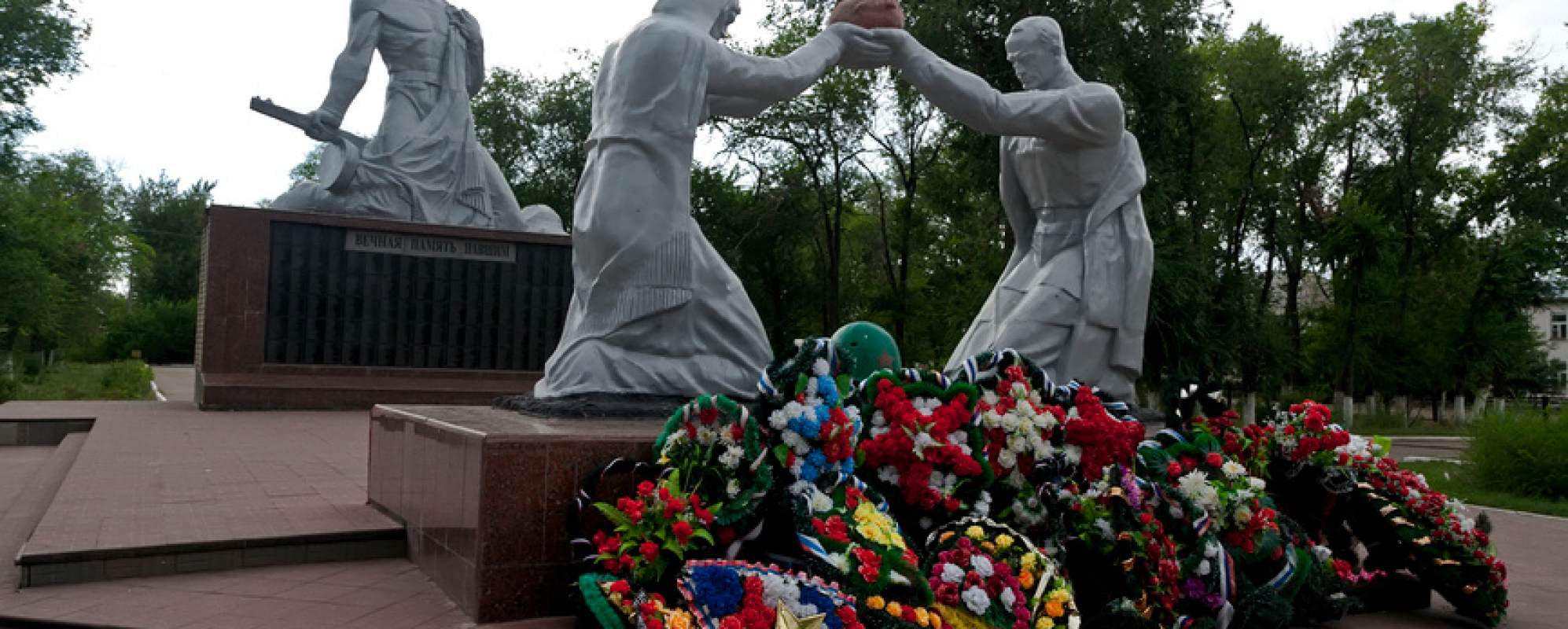 Фотографии достопримечательности Мемориал Погибшим в ВОВ