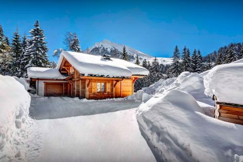 Фотография гостевого дома Chalet Hollygotty - OVO Network