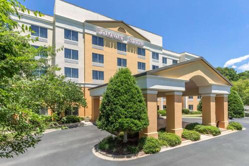 Фотография гостиницы Comfort Suites Gastonia - Charlotte