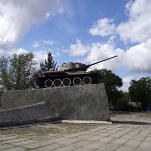 Фотография памятника Памятник Танкистам, освобождавшим Миллерово в 1943 году