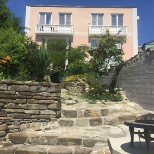 Фотография гостевого дома Вилла Белла