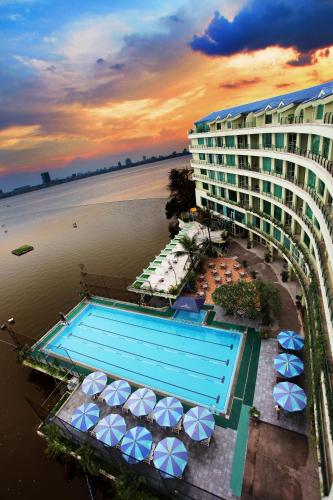 Фотография гостиницы The Hanoi Club Hotel & Residences