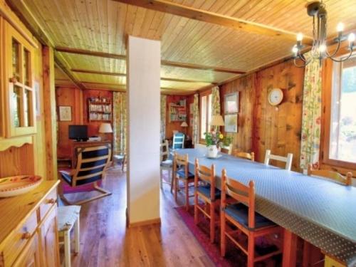Фотография гостевого дома Chalet Morzine, 7 pièces, 12 personnes - FR-1-524-3