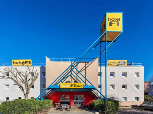 Фотография гостиницы hotelF1 Saint Etienne