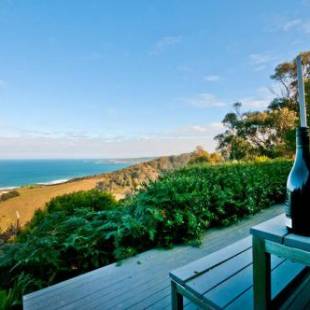 Фотографии гостиницы 
            Beacon Point Ocean View Villas