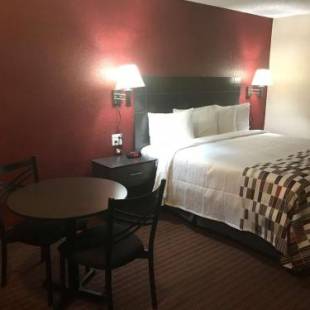 Фотографии мини отеля 
            Red Roof Inn Corsicana