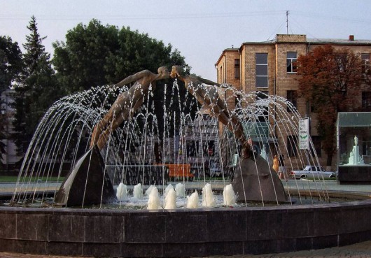 Фотографии достопримечательности 
            Фонтан влюбленных