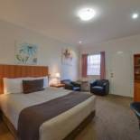 Фотография мотеля Cadman Motor Inn and Apartments