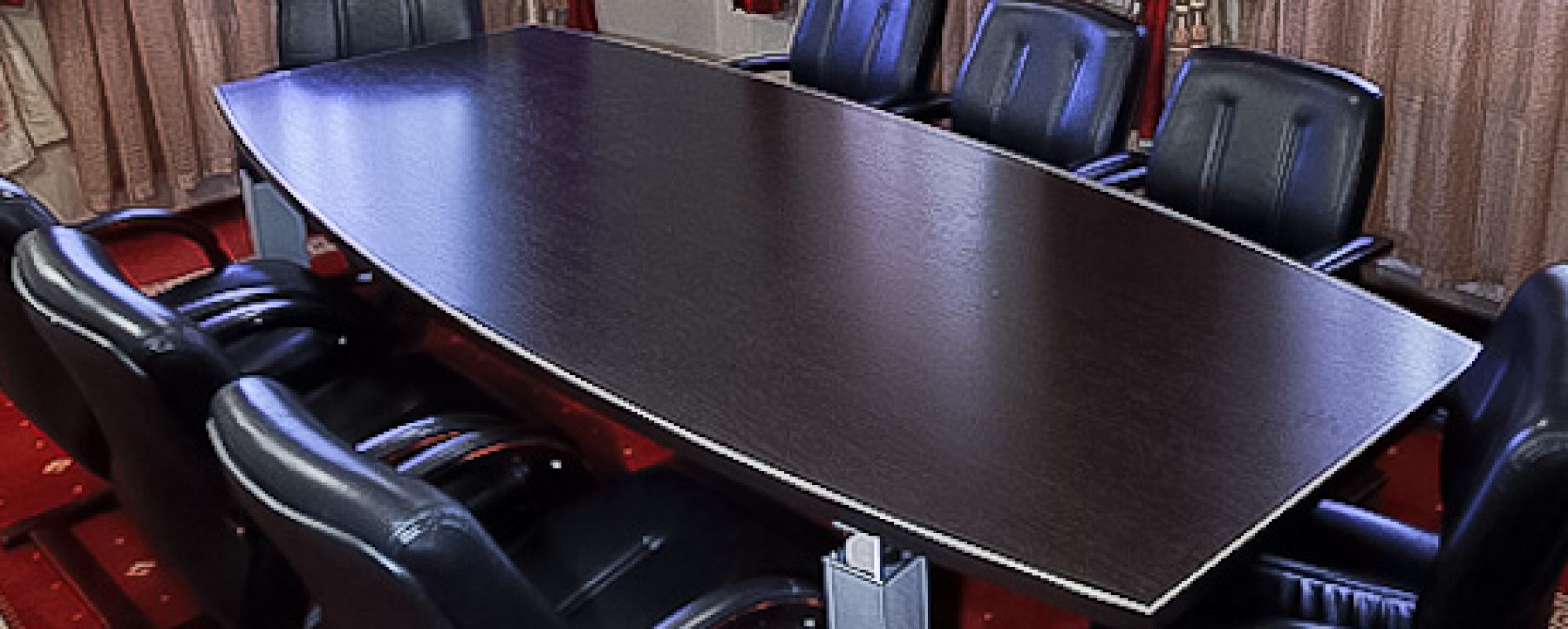 Фотографии комнаты для переговоров Old Estate